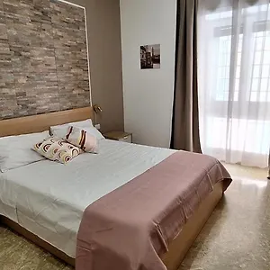 La Casa Di Viola , Roma Italia