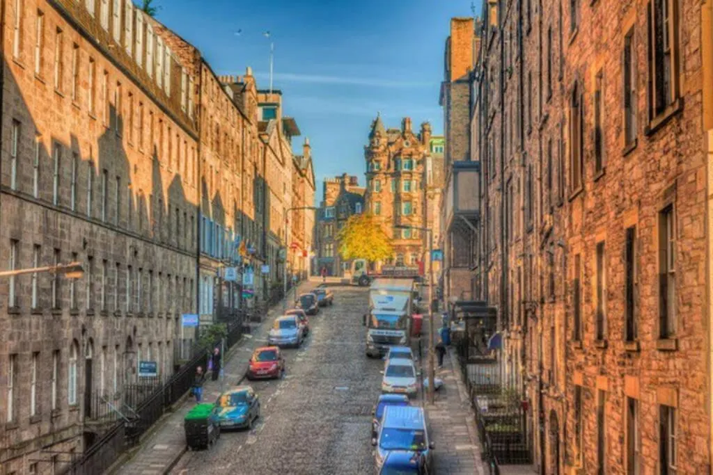 Turtle Apartment Edinburgh
